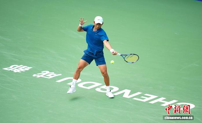 商竣程成都赛止步八强 创中国男网年轻夺冠纪录