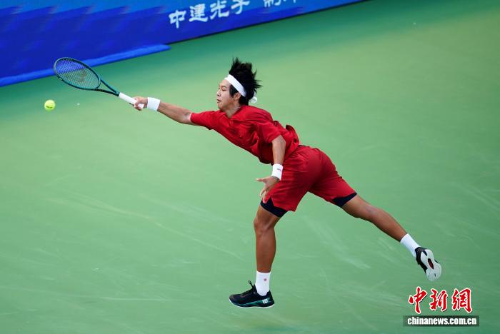 商竣程成都赛止步八强 创中国男网年轻夺冠纪录