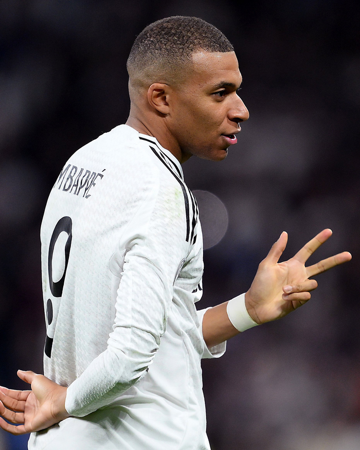 欧冠18决赛次回合：皇马伤病潮冲击防线，曼城迎