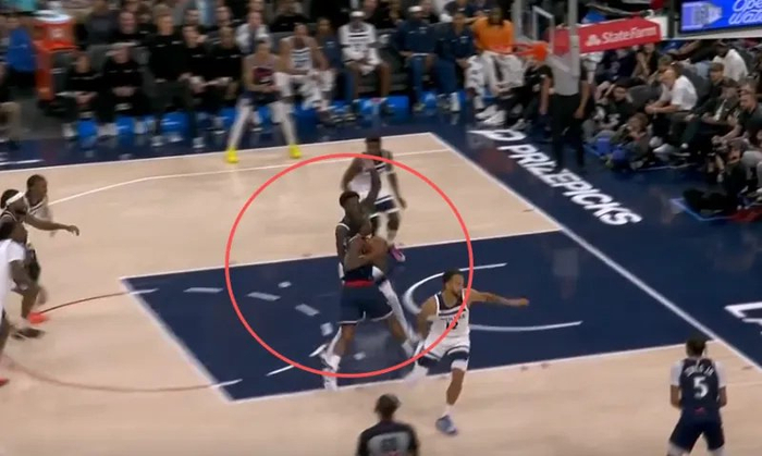 伦纳德创历史纪录：连续51场20+成唯一30+达成者