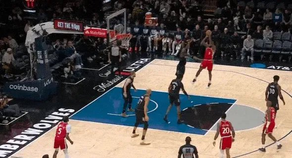 伦纳德创历史纪录：连续51场20+成唯一30+达成者