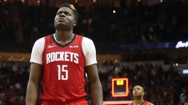 申京防守崩盘致火箭惨败 防守效率断崖式下滑