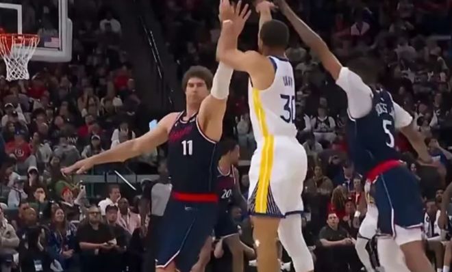 勇士惊天逆转淘汰快船 库里35分引领绝地反击